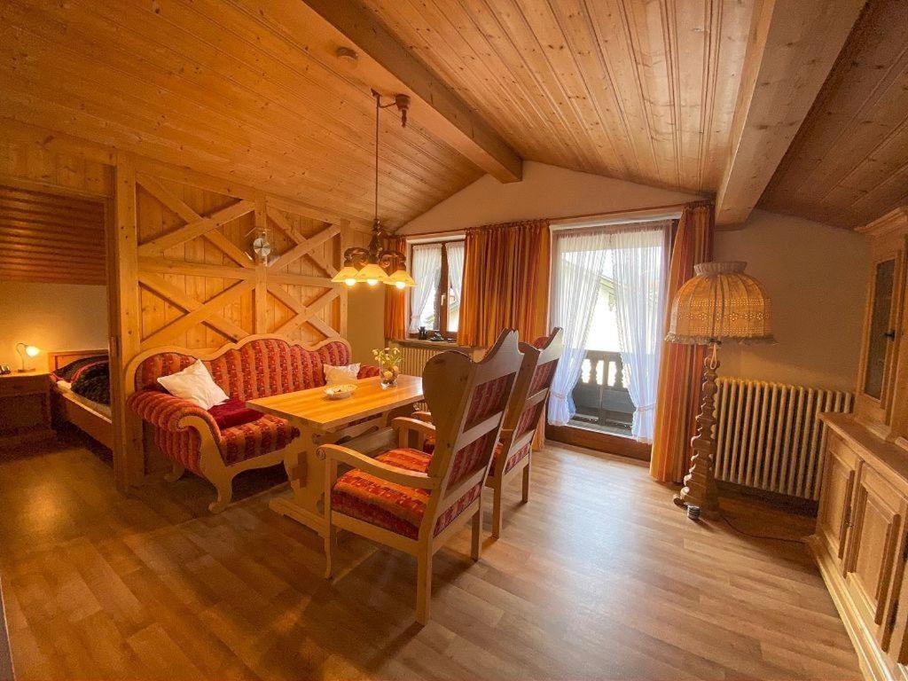 Ferienwohnung Emilia Mit Bergblick Ruhpolding Dış mekan fotoğraf